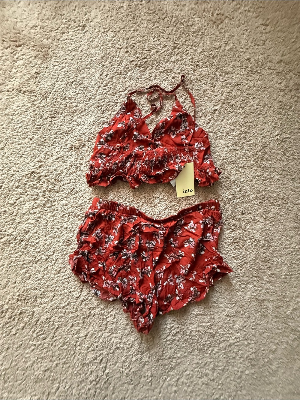 LF Floral Ruffle Set - Picture 2 of 4